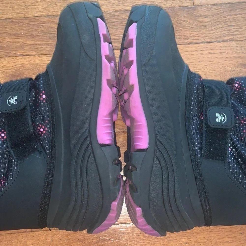 Kamik Girl’s Rocket 2 Black and Pink Winter Snow Boots Size‎ Six